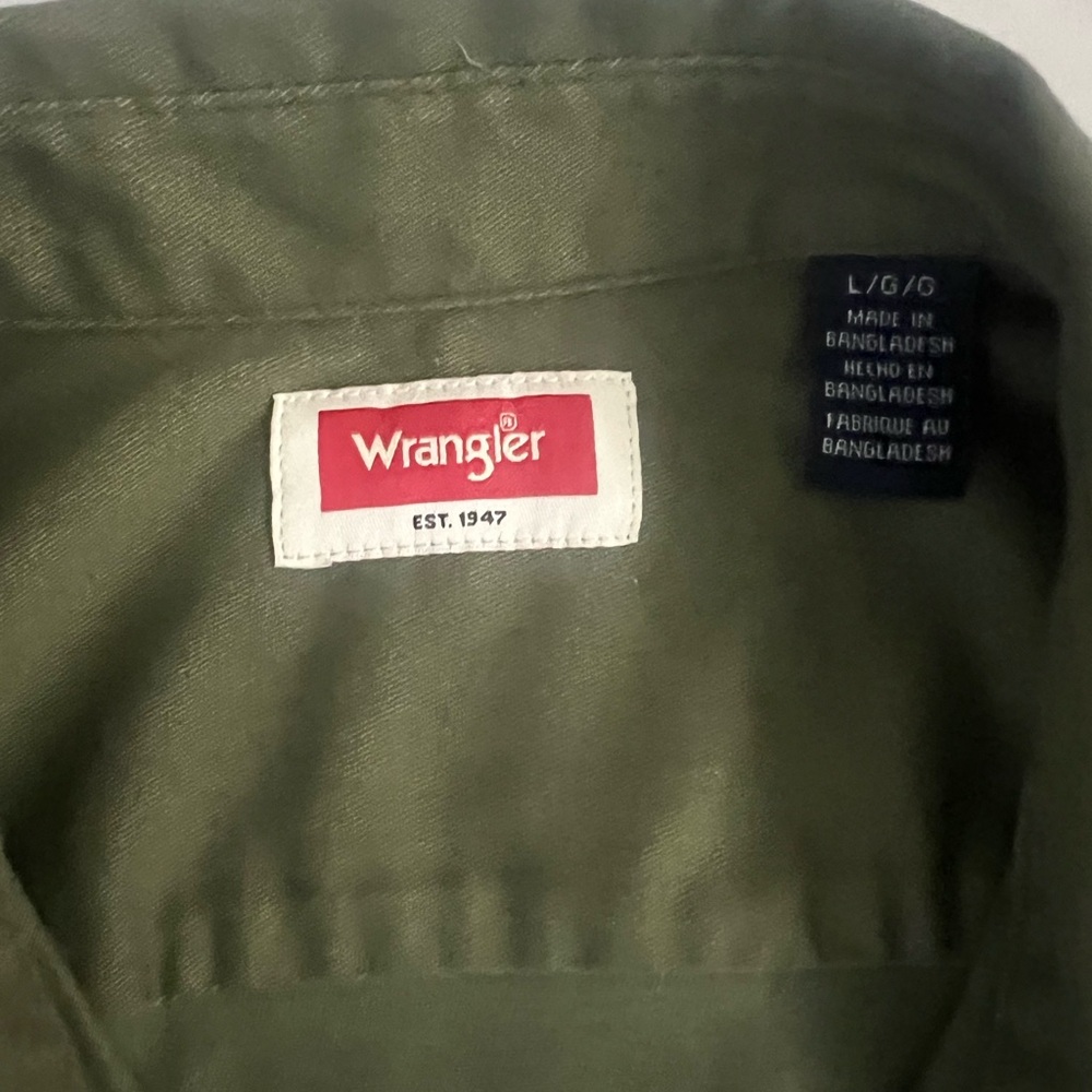 Wrangler‎ Button Down Shirt Mens L Olive Green Short Sleeve Casual - Picture 7 of 10